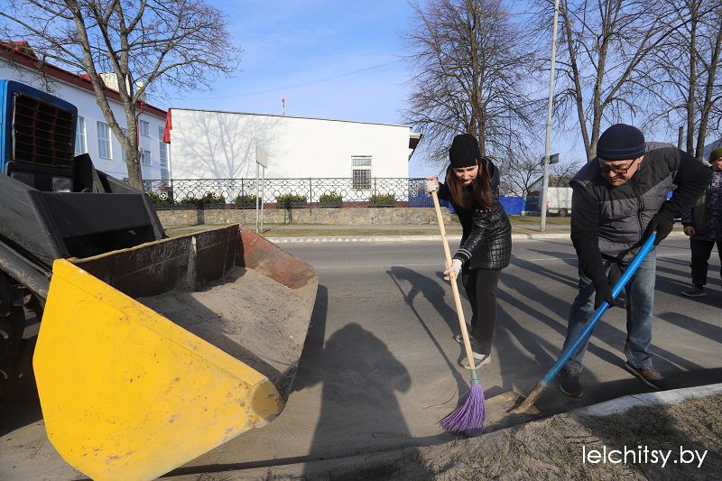 Работа в лельчицах