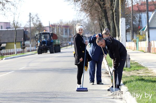 В Лельчицах работа кипит с самого утра | Газета Светлае жыццё